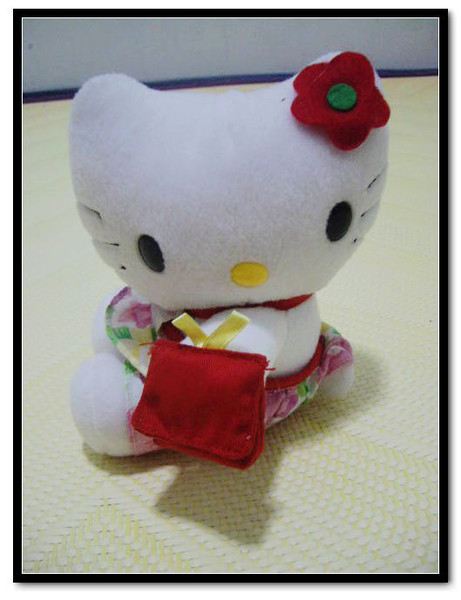 HELLO KITTY 娃娃