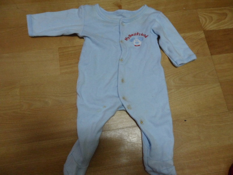 [出售]2手嬰兒服 扣子有點生鏽便宜賣