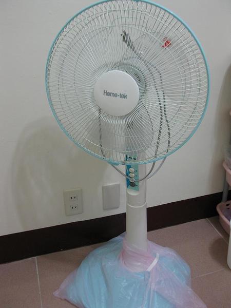 二手電風扇100/06購入九成新~已售出