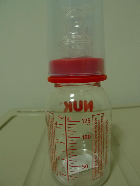 nuk奶瓶